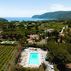 Glamping At Elba Glamping
